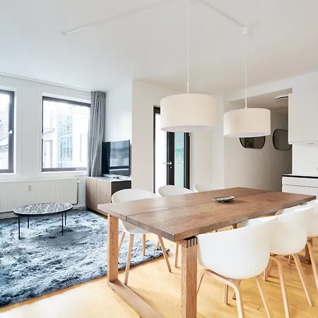 Stylish 2Br W Private Balcony In Cph City Centre-2